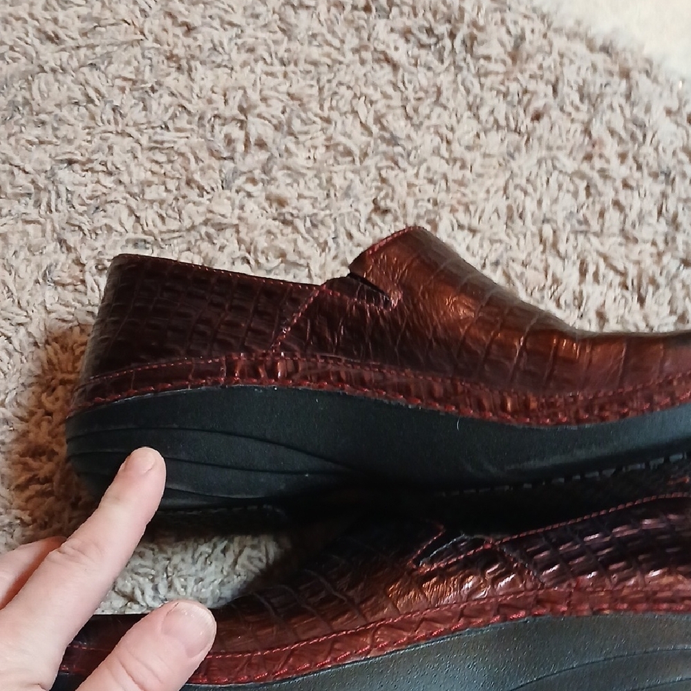Timberland Dark Brown Textured Slip-Ons - Picture 8 of 9